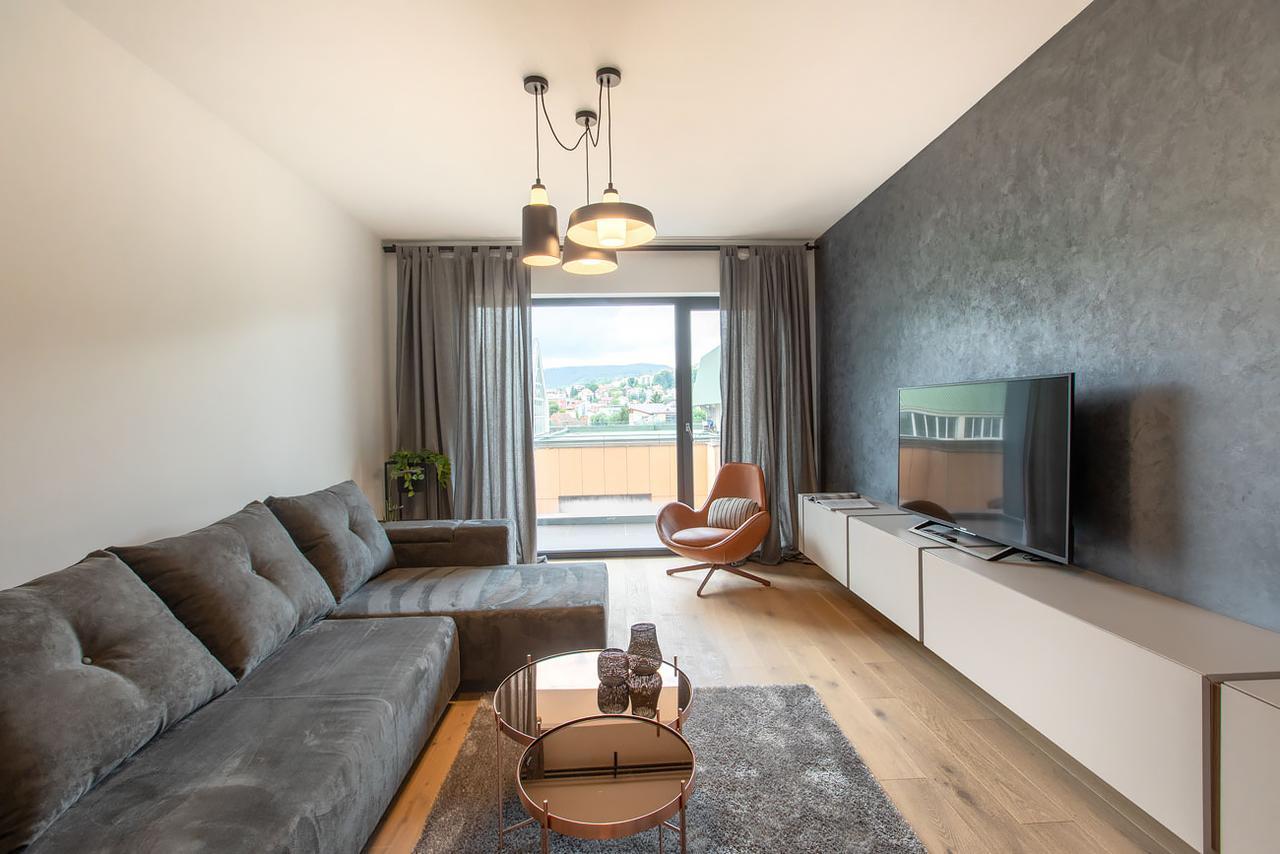 בראשוב Cosmopolit Booking מראה חיצוני תמונה